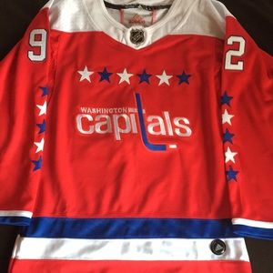 NWOT Washington Capitals Kuznetsov women's Jersey
